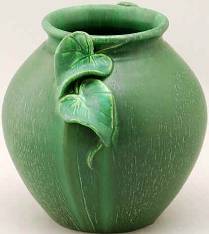Cottage charm vase in cucumber colorway