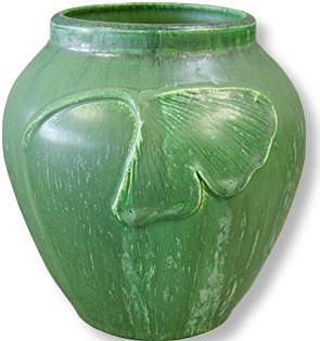 Green gingko arts and crafts vase
