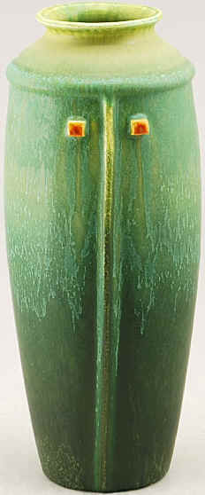 Oak Hill vase in green colorway